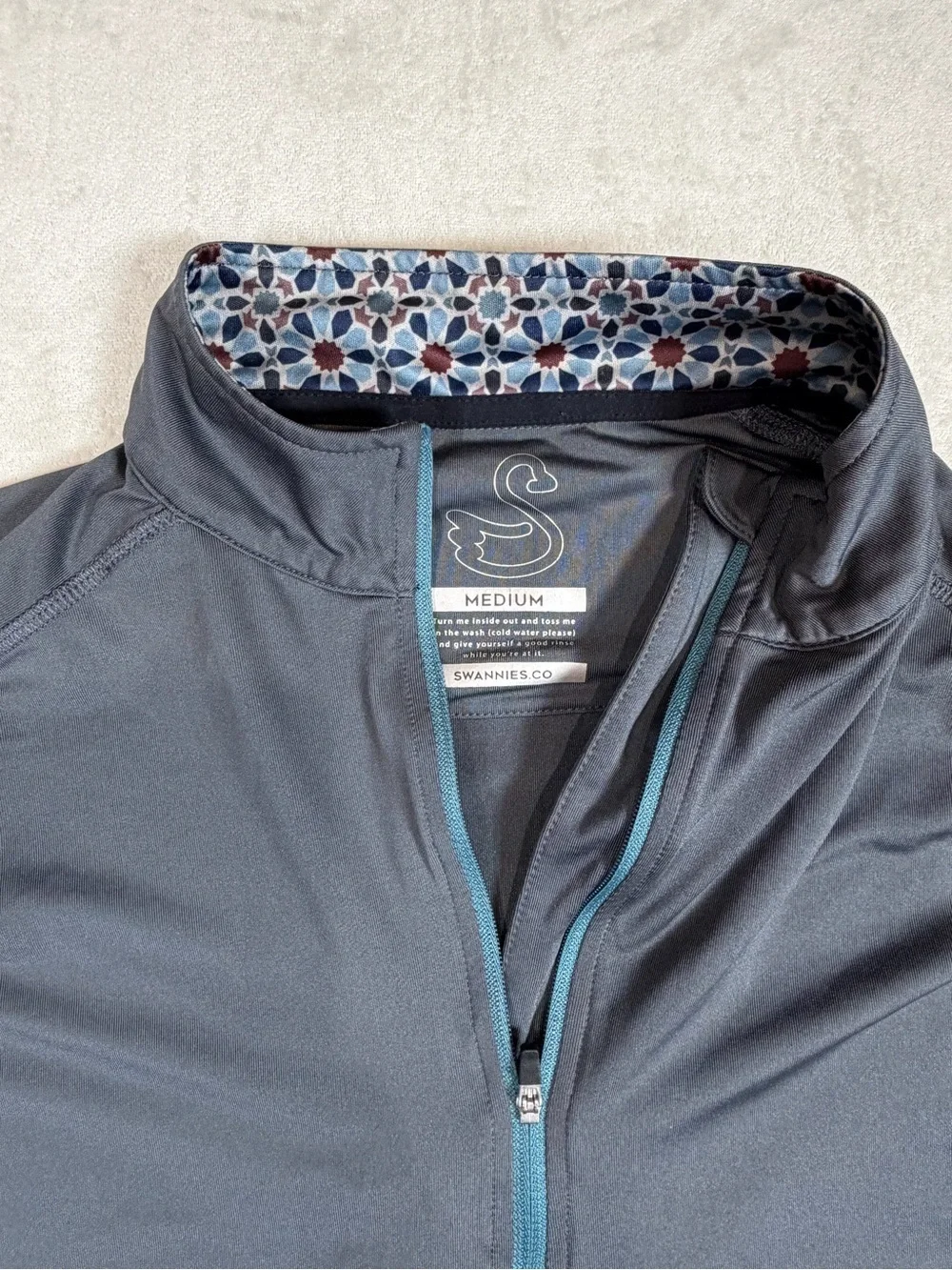 Swannies Golf Size Medium Ribbon Comlar Performance Quarter-Zip Gray Pullover